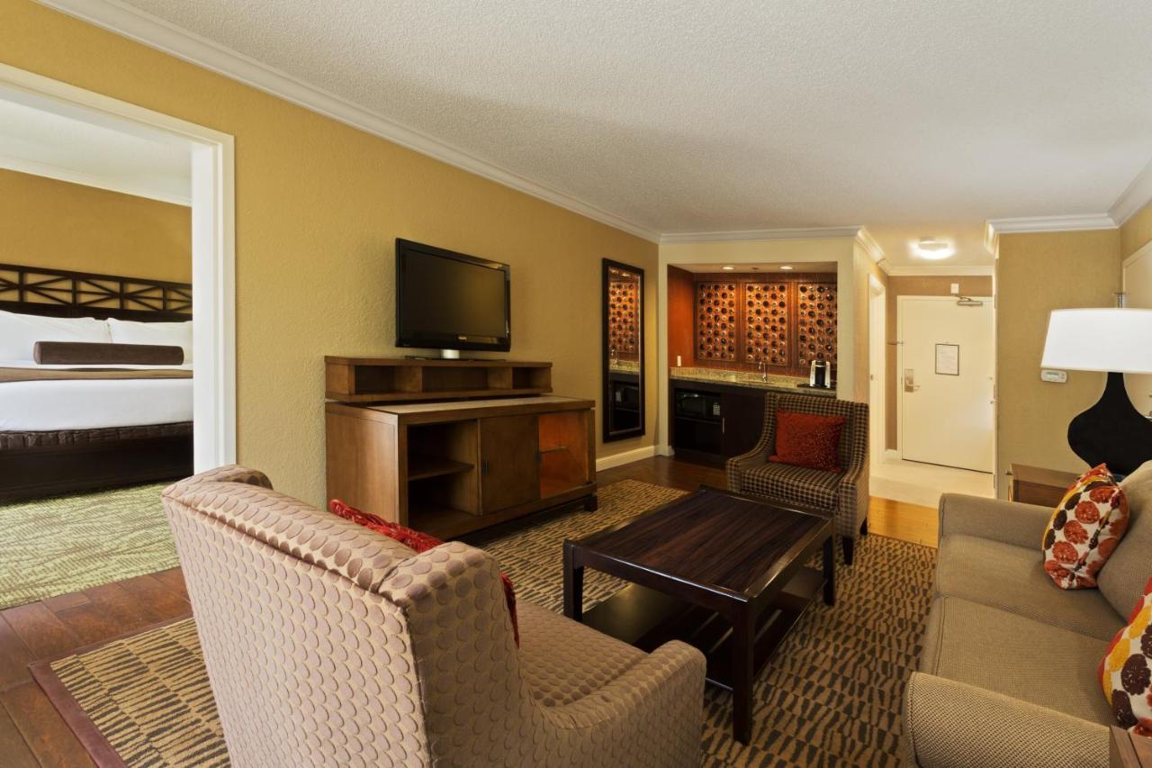 Crowne Plaza Jacksonville Airport By Ihg Εξωτερικό φωτογραφία