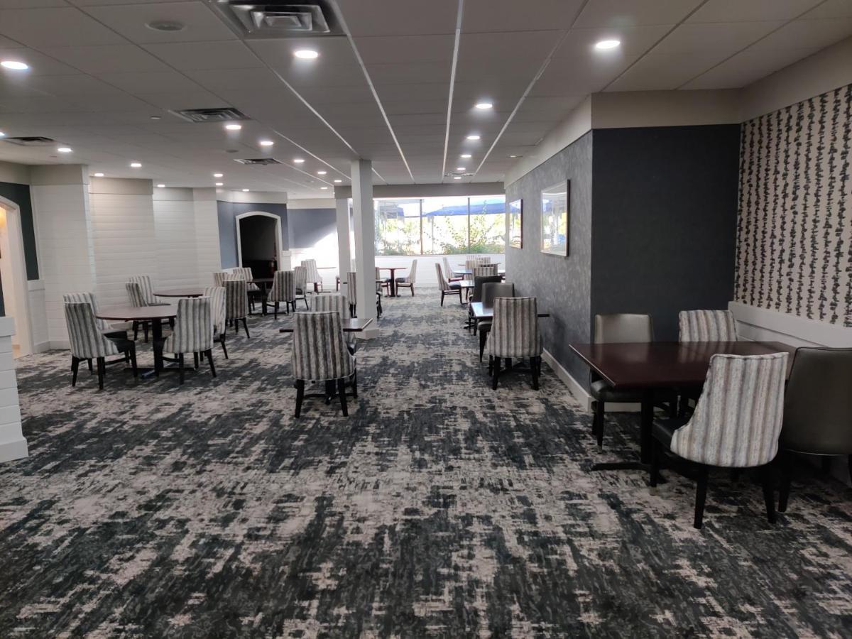 Crowne Plaza Jacksonville Airport By Ihg Εξωτερικό φωτογραφία