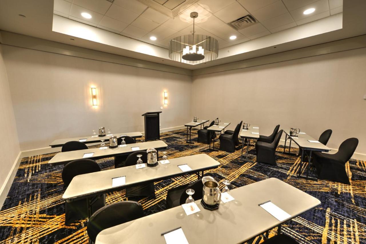 Crowne Plaza Jacksonville Airport By Ihg Εξωτερικό φωτογραφία
